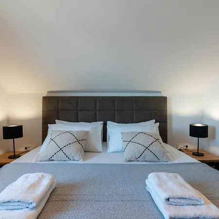 Luxury Mandre