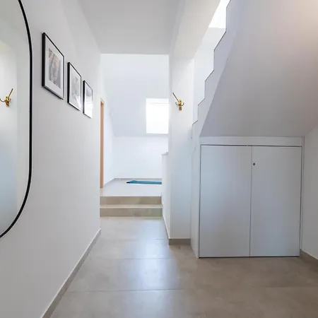 Luxury Apartamento Mandre
